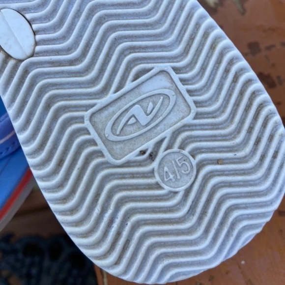 Athletic Works Colored Flip Flop Sandals - Picture 3 of 4